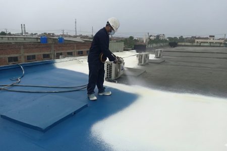 Roof heatproofing and insulation coating reflecting sunlight to reduce indoor temperature